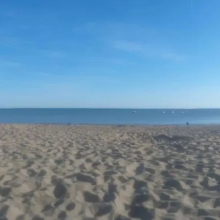 Casa de Férias Maisonnette à Deux Pas De La Dans Résidence Calme La Tranche-sur-Mer