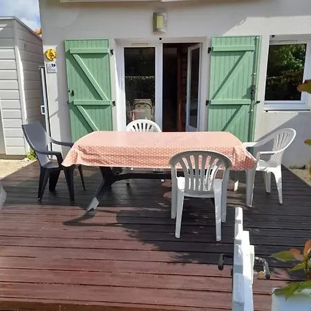 Maisonnette A Deux Pas De La Dans Calme *