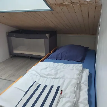 Maisonnette à Deux Pas De La Dans Résidence Calme *