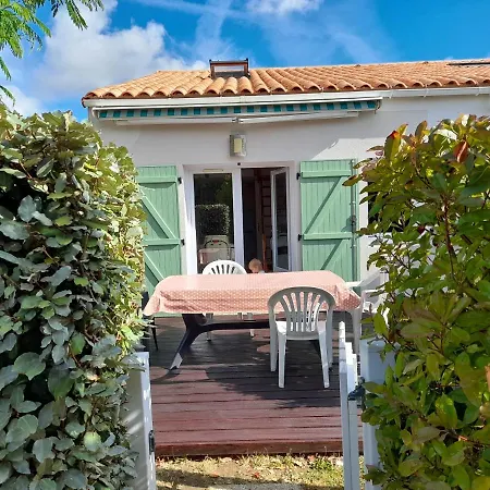 Hébergement de vacances Maisonnette à Deux Pas De La Dans Résidence Calme