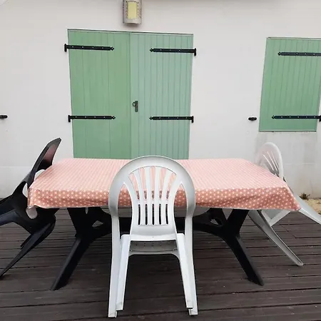 Maisonnette à Deux Pas De La Dans Résidence Calme * La Tranche-sur-Mer