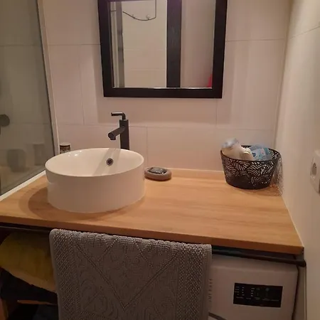 Hébergement de vacances Maisonnette à Deux Pas De La Dans Résidence Calme