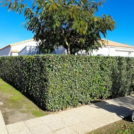 Hébergement de vacances Maisonnette à Deux Pas De La Dans Résidence Calme *