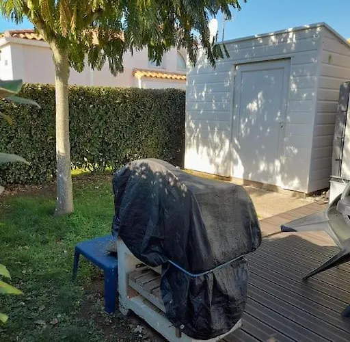 Maisonnette A Deux Pas De La Dans Calme Semesterbostad *