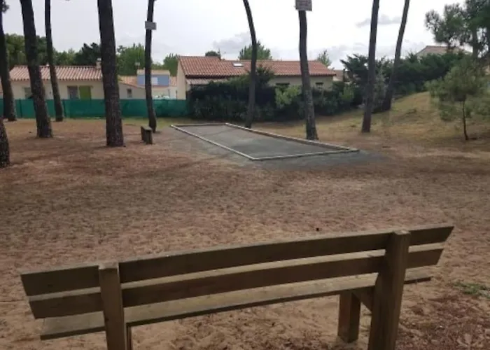 Semesterbostad Maisonnette A Deux Pas De La Dans Calme La Tranche-sur-Mer